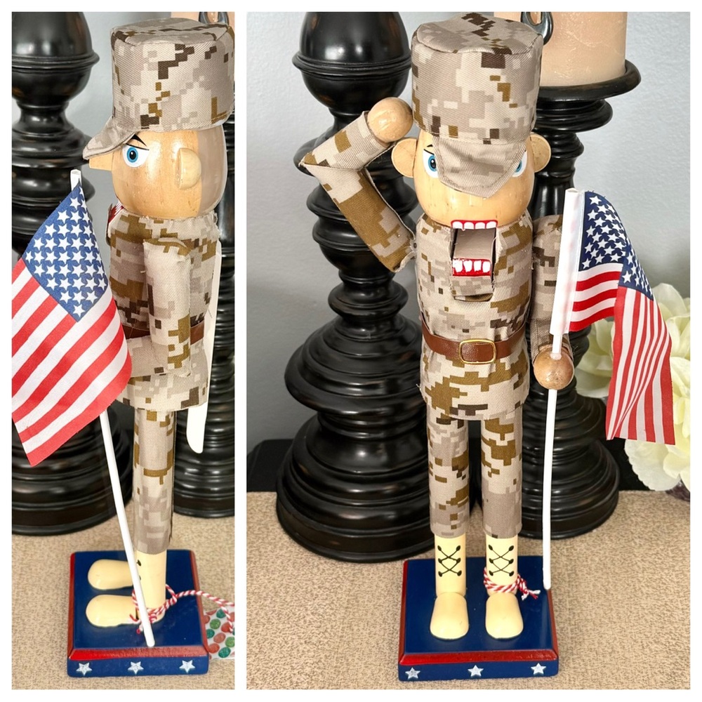 NWT Military Soldier Nutcracker